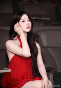 ​姜贞羽——优雅甜美,青春靓丽,气质迷人！