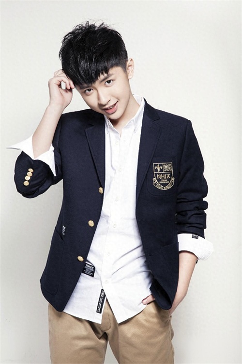 内地小生张逸杰