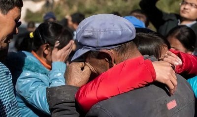 ​17岁保姆被冤毒杀幼儿坐牢13年，审案警官均升职，真凶逍遥法外