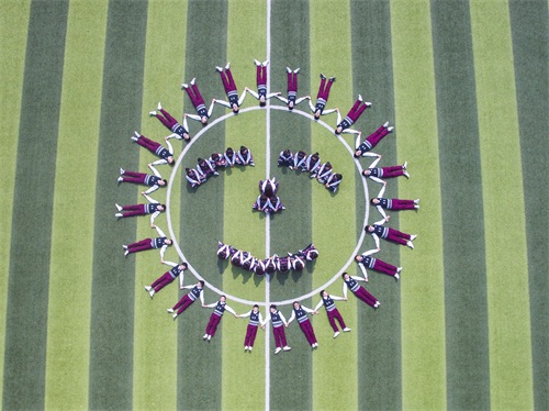 你见过最有个性的毕业照造型是怎样的？