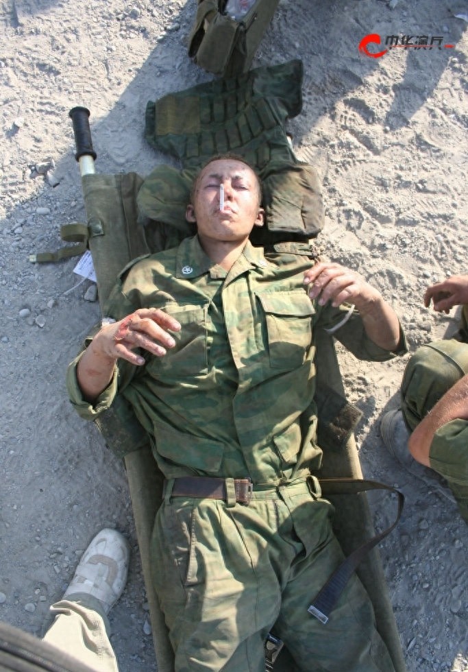 中华演兵：大军碾“狂徒” 记08年惨烈俄格战争