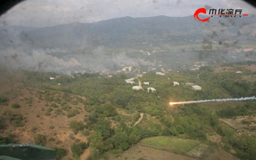 中华演兵：大军碾“狂徒” 记08年惨烈俄格战争