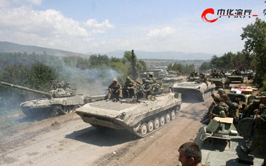 中华演兵：大军碾“狂徒” 记08年惨烈俄格战争