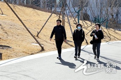 ​华北机电学校举办“三八”游园会