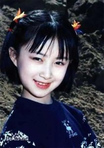 ​傻妞舒畅，童星出道，低调温婉